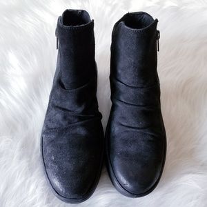 born scone sneaker boot